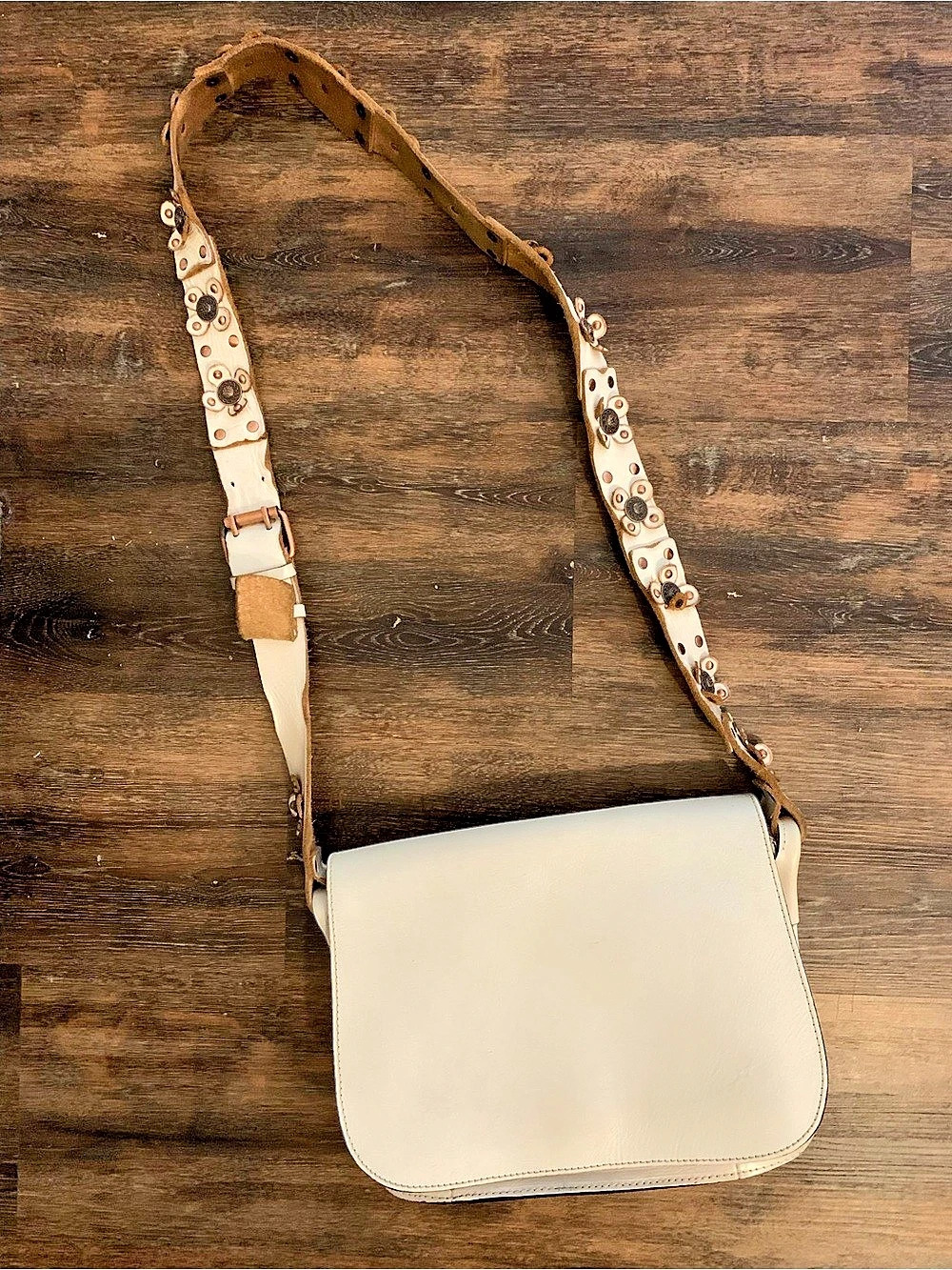 Patricia Nash Leather Crossbody Bag in White & Brown